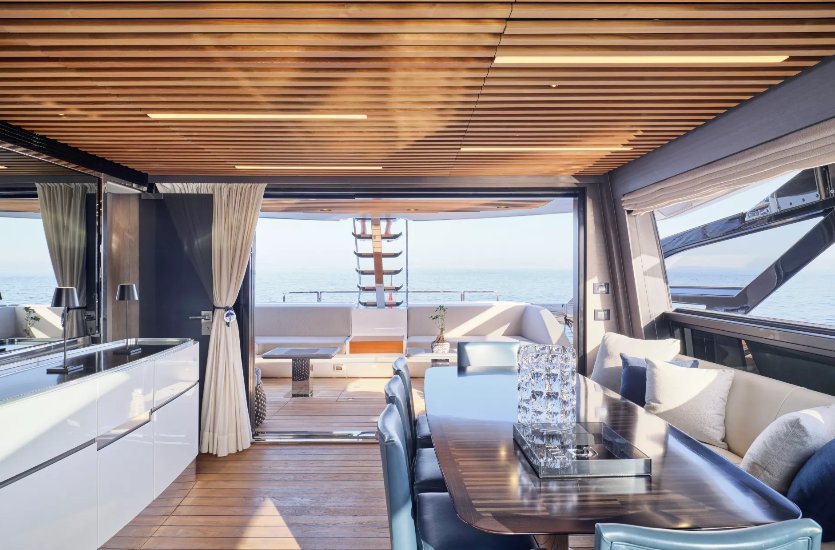 2021 | Azimut S10