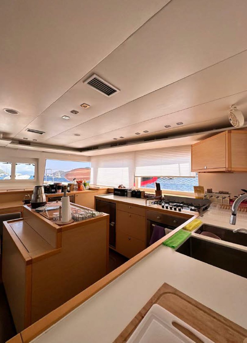 2011 LAGOON 560 (TC BAYRAK)