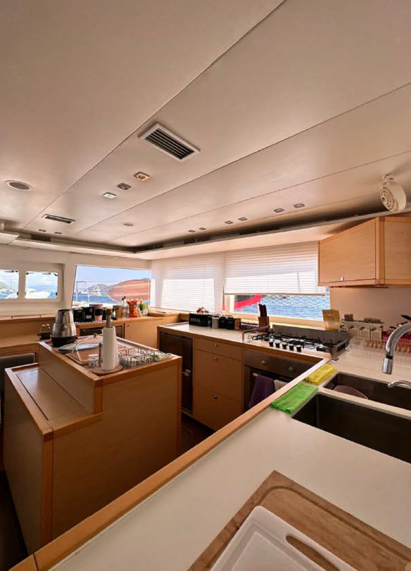 2011 LAGOON 560 (TC BAYRAK)