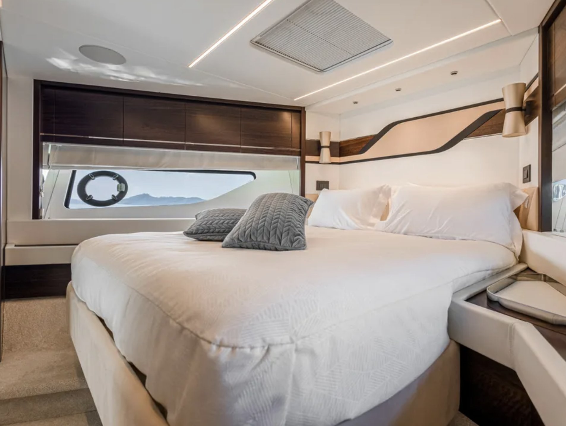 2022 | Sunseeker Predator 74 XPS