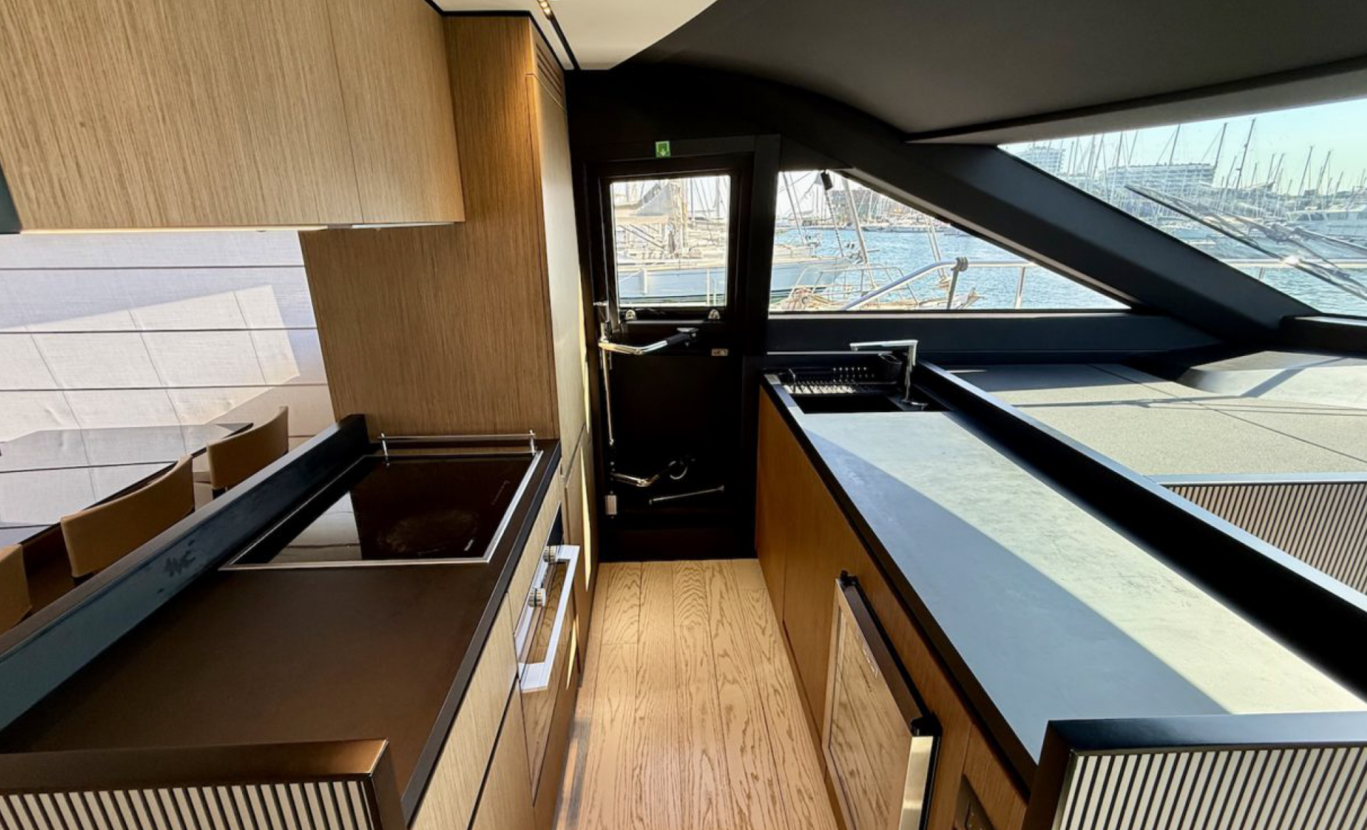 2024 FERRETTI 720