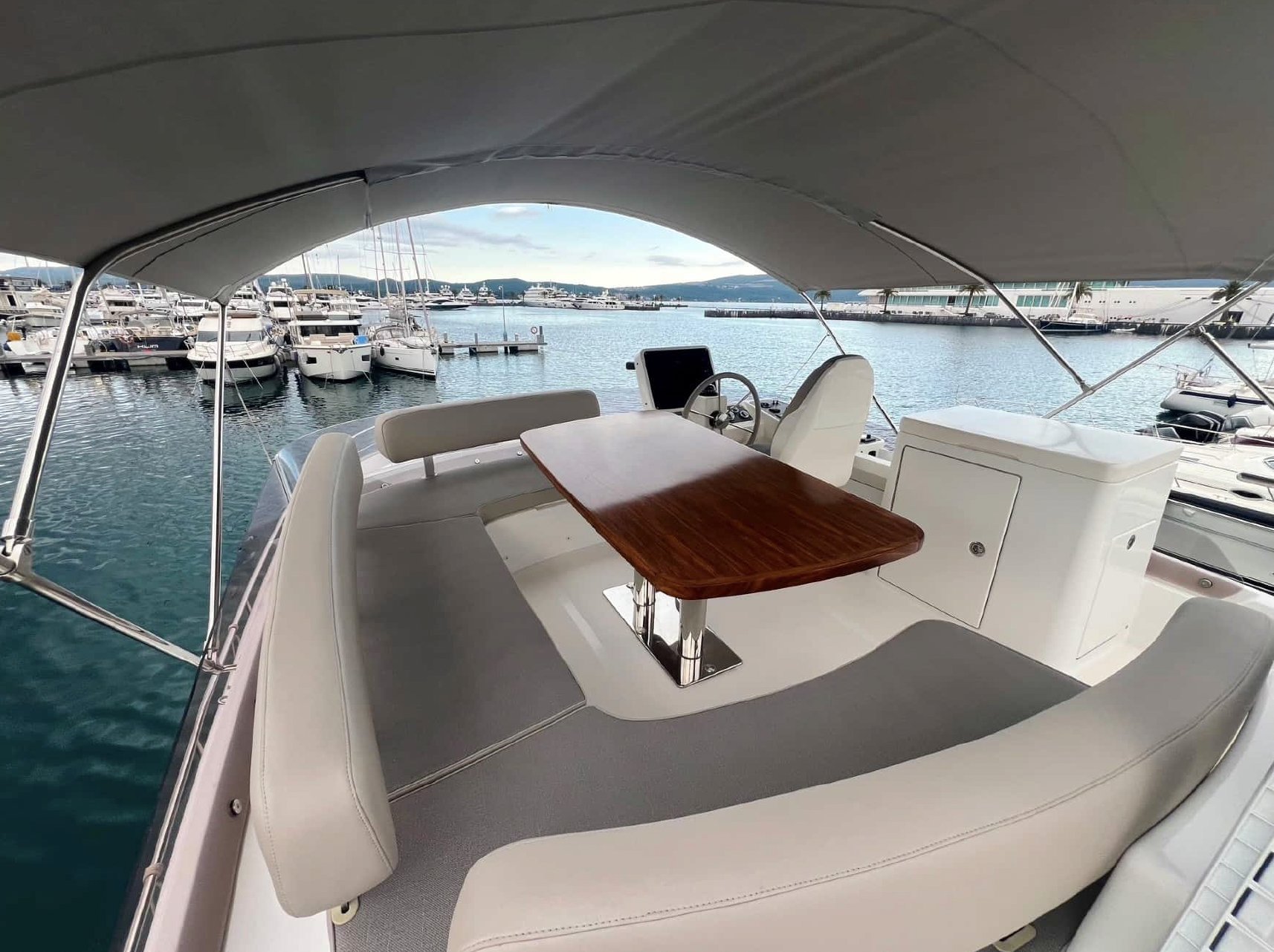 2015 | Azimut Magellano 53
