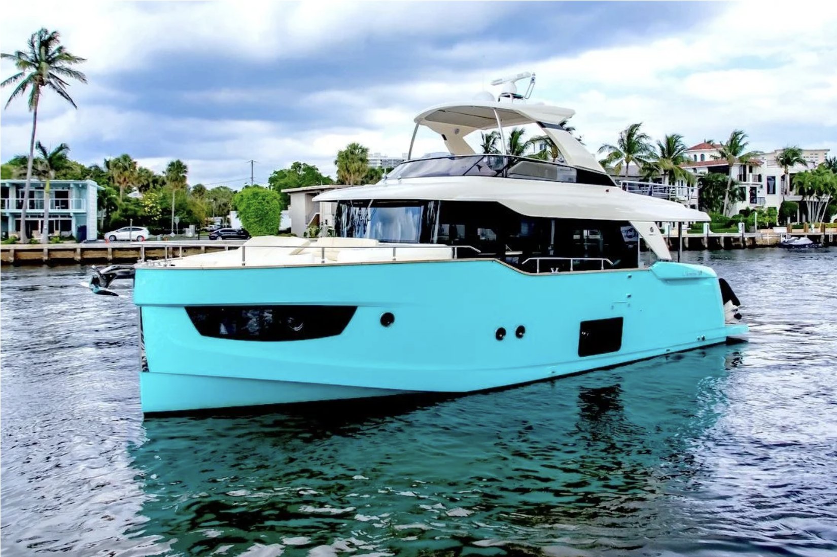  2017 ABSOLUTE NAVETTA 58 