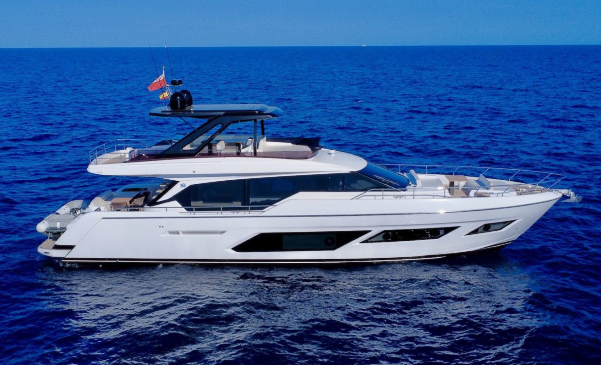 2024 FERRETTI 720
