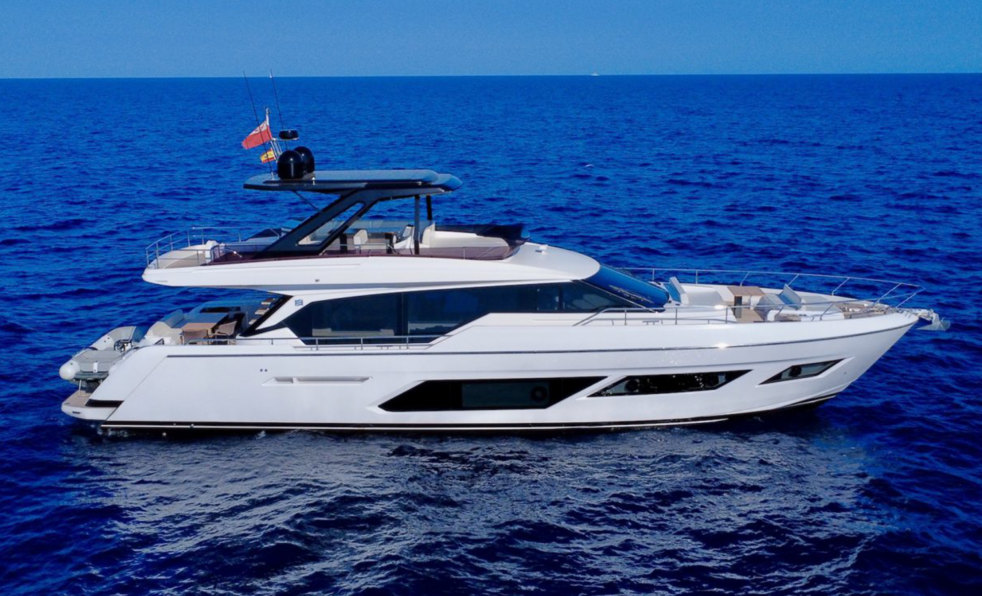 2024 FERRETTI 720