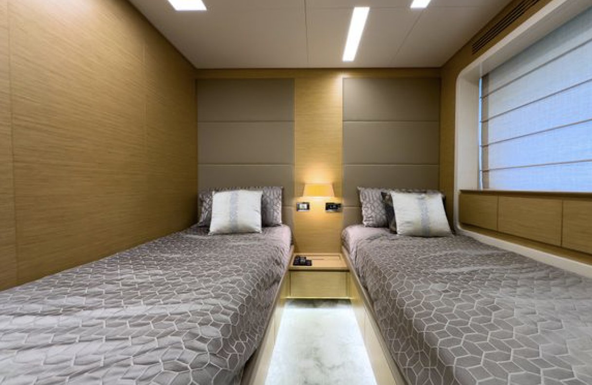2016 | Azimut 100 Grande