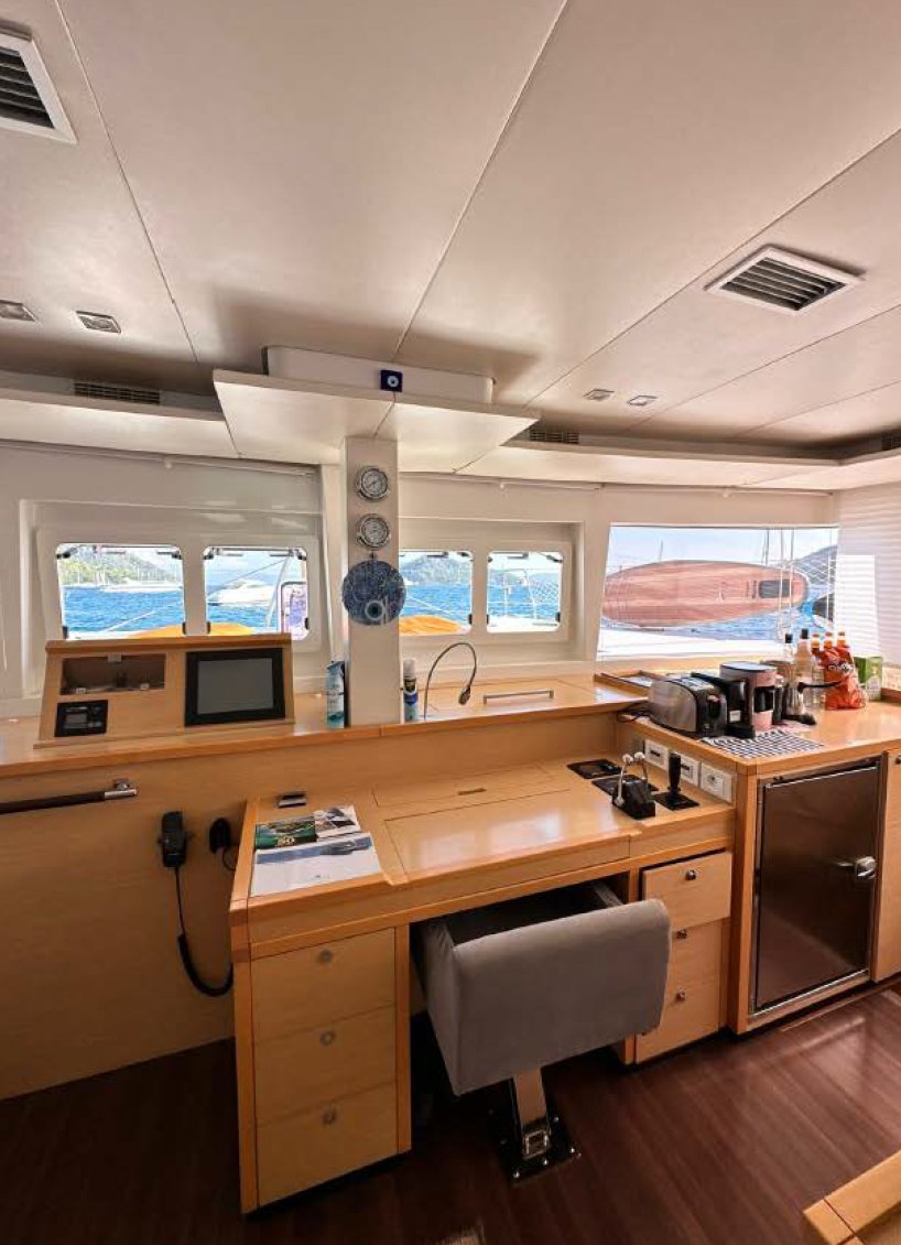 2011 LAGOON 560 (TC BAYRAK)