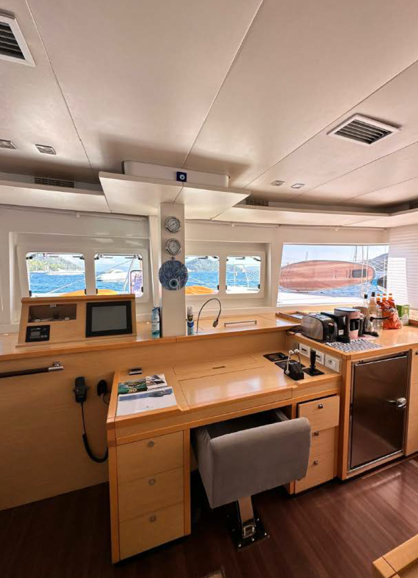 2011 LAGOON 560 (TC BAYRAK)