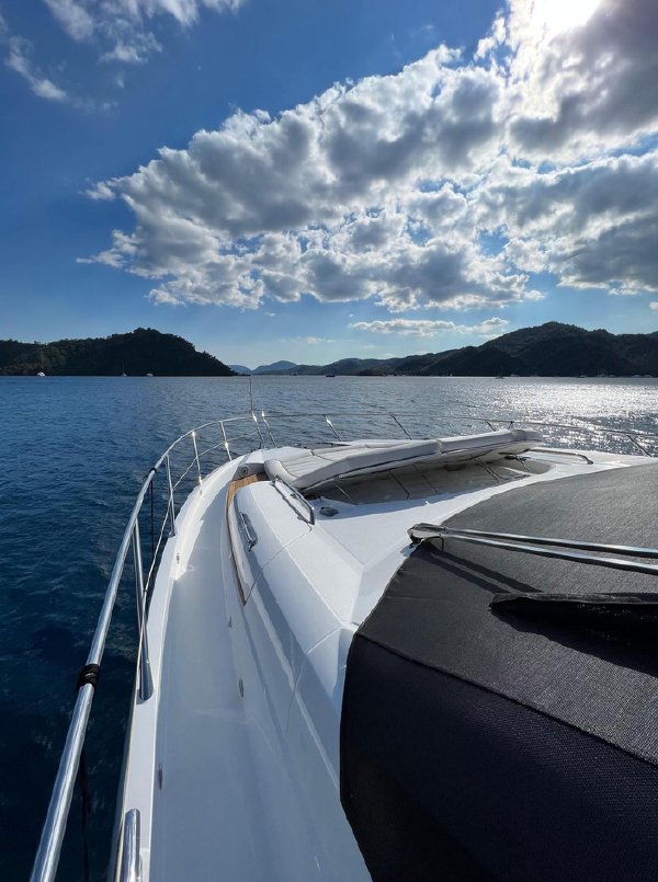 2014 | Sunseeker 68 Sport Yacht