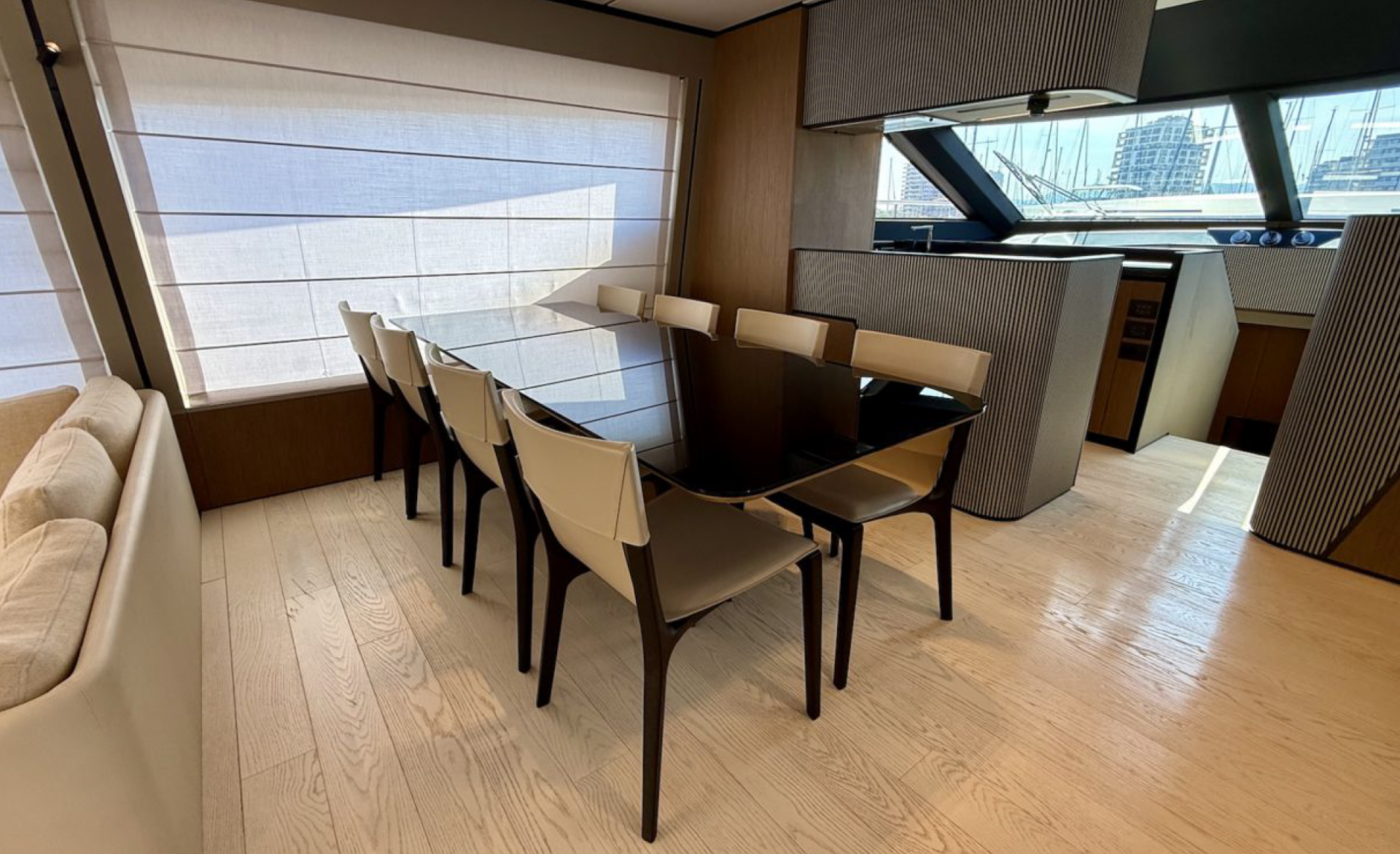 2024 FERRETTI 720
