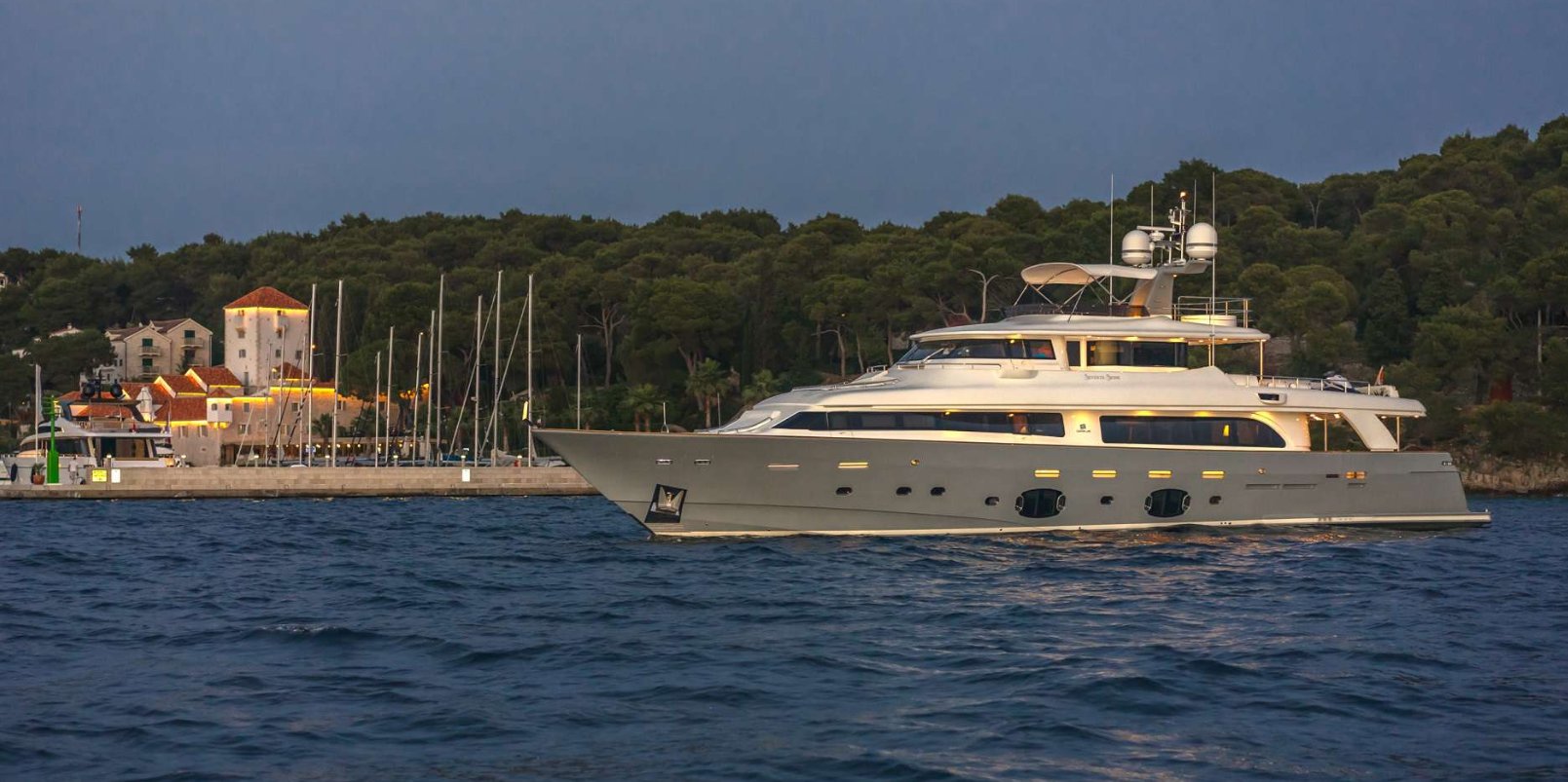 2014 | Ferretti Navetta 33