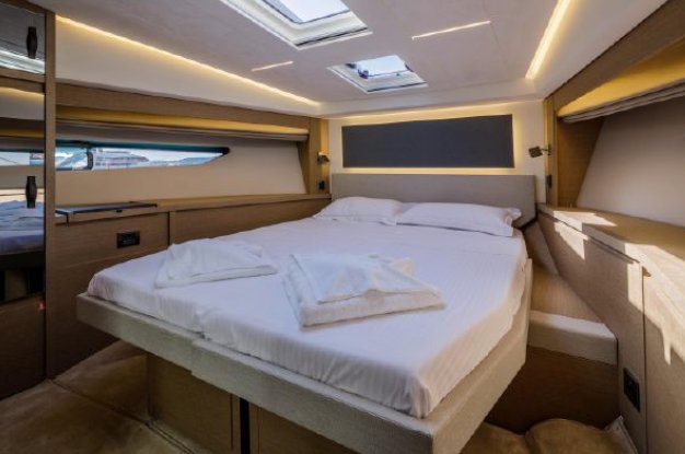 2022 | Prestige 520 