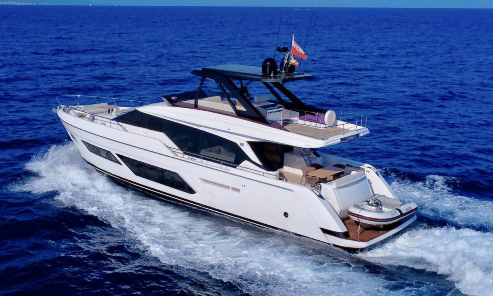 2024 FERRETTI 720