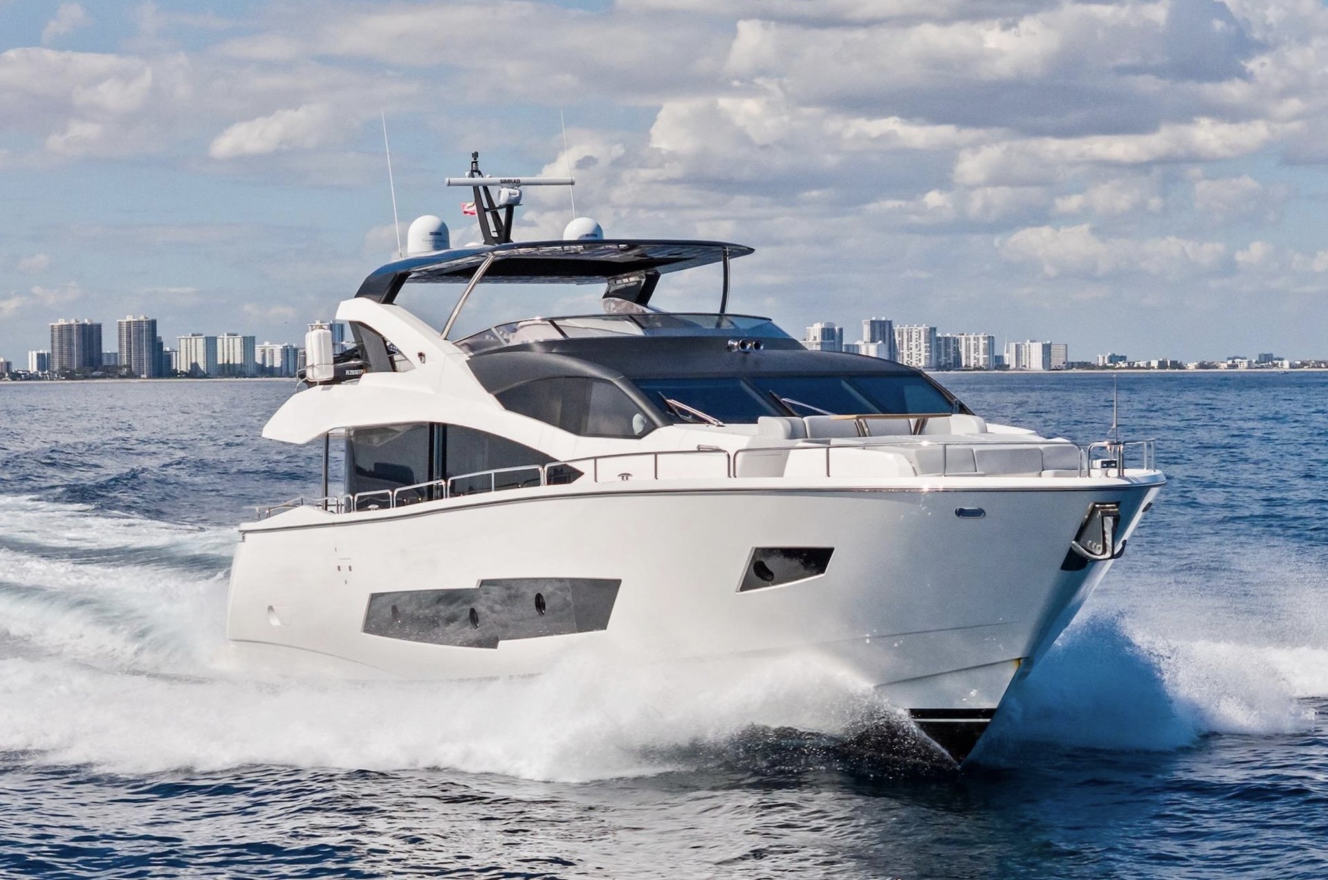 2019 SUNSEEKER 86