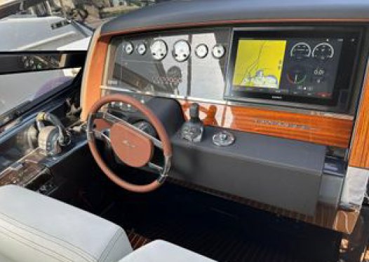 2018 | Riva 38