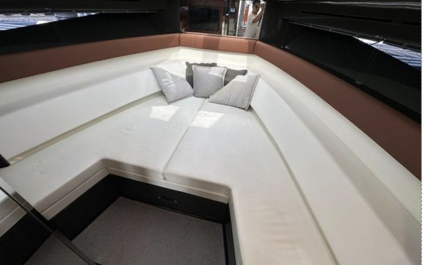 2018 | Riva 38