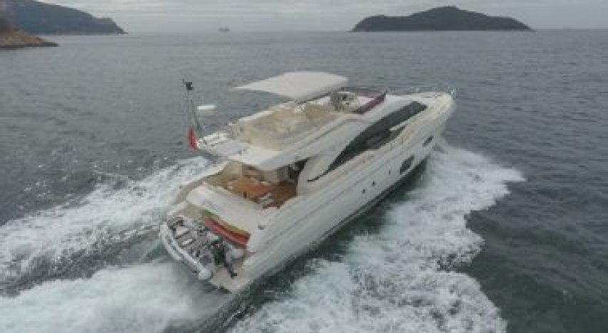 2013 | Ferretti Yachts 690