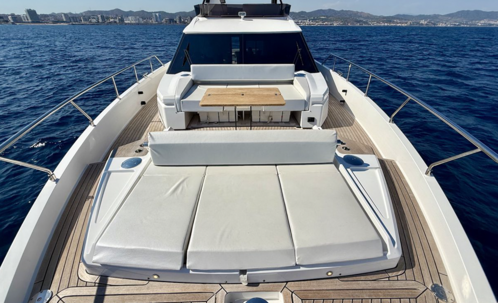2024 FERRETTI 720