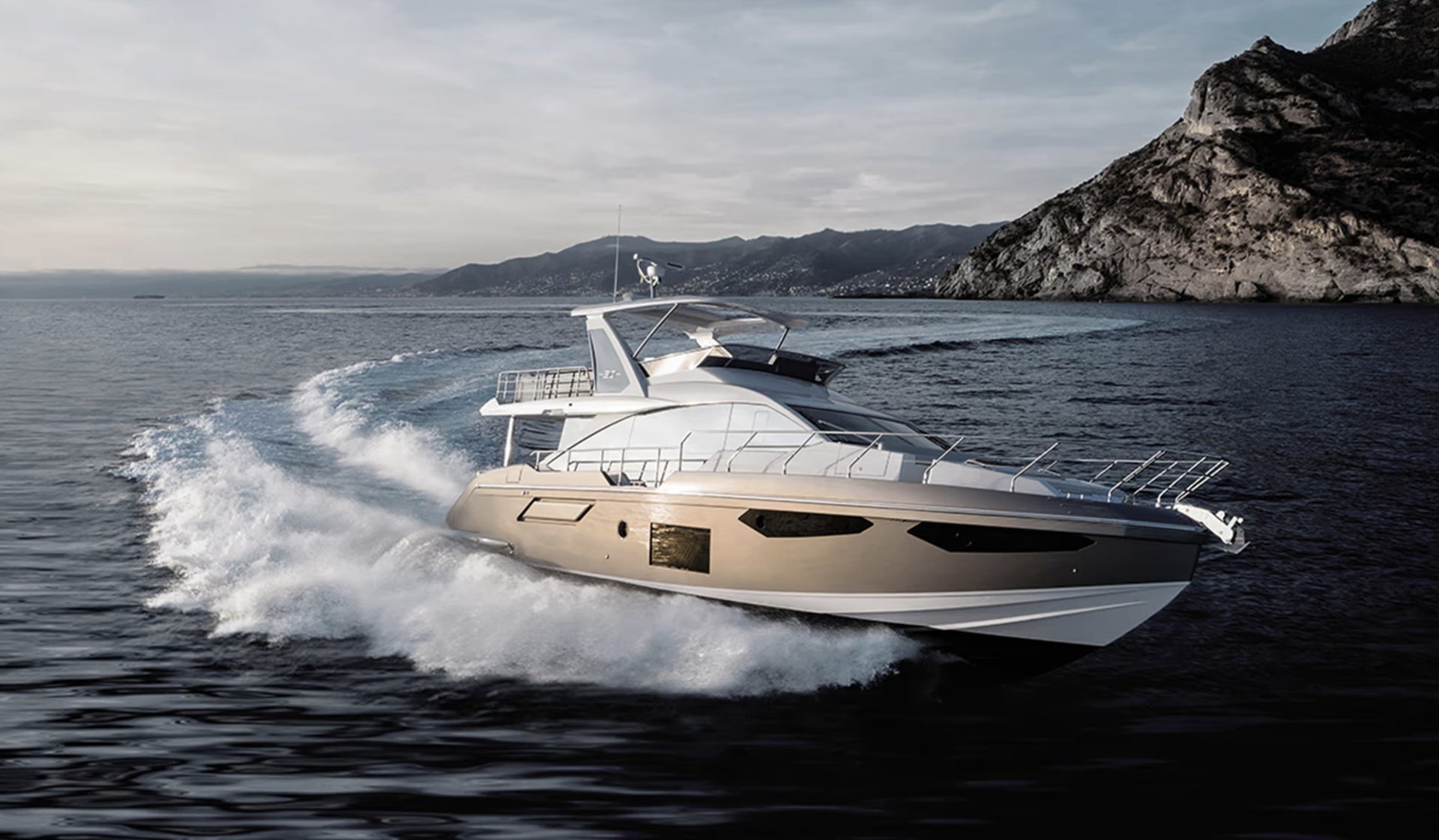 2022 I Azimut 60
