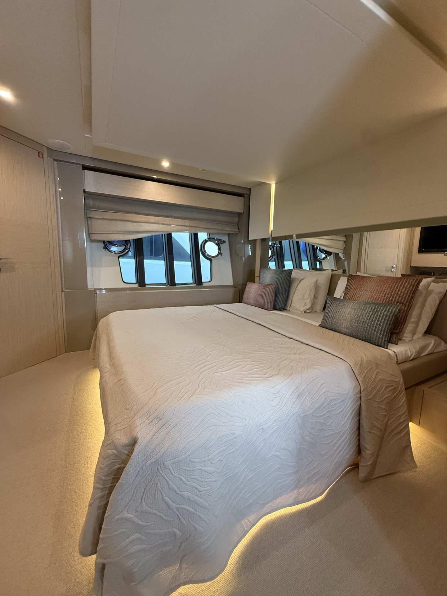 2013 | Ferretti 720