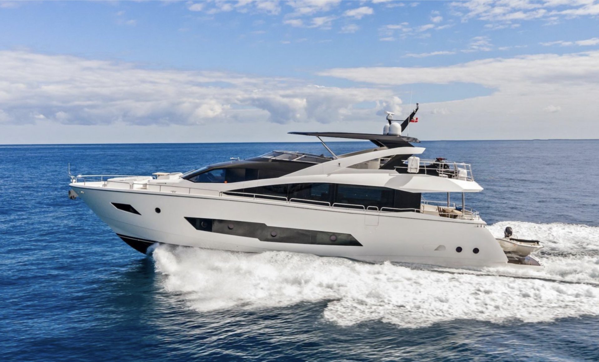 2019 SUNSEEKER 86