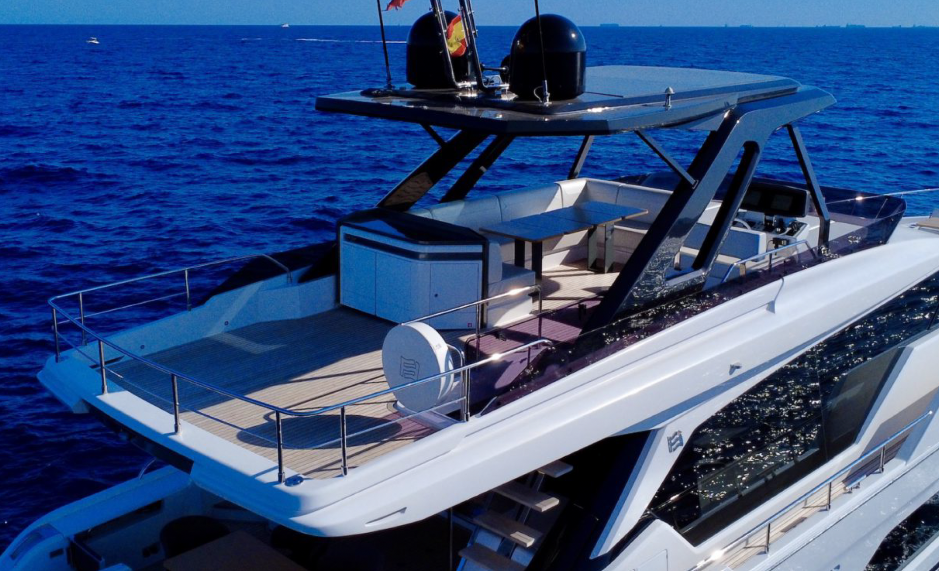 2024 FERRETTI 720