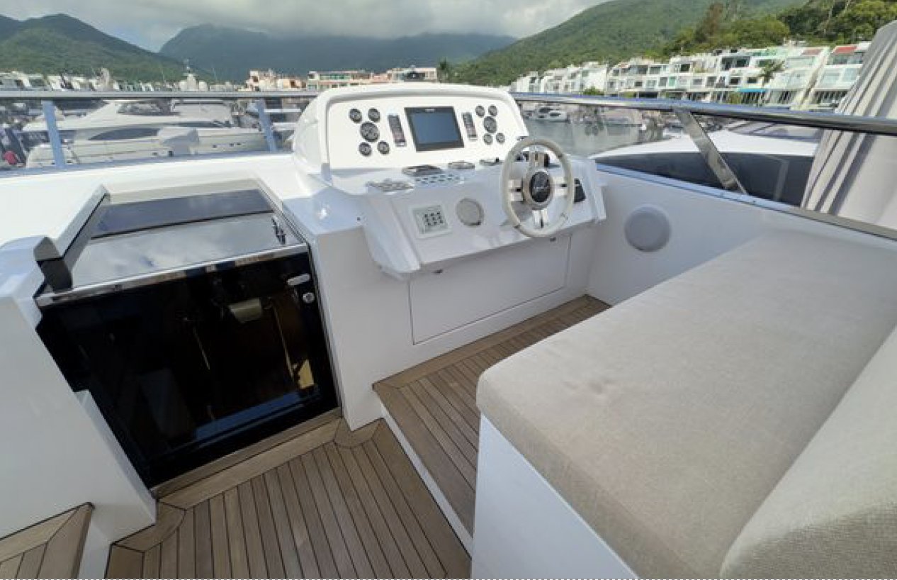 2016 | Azimut 100 Grande