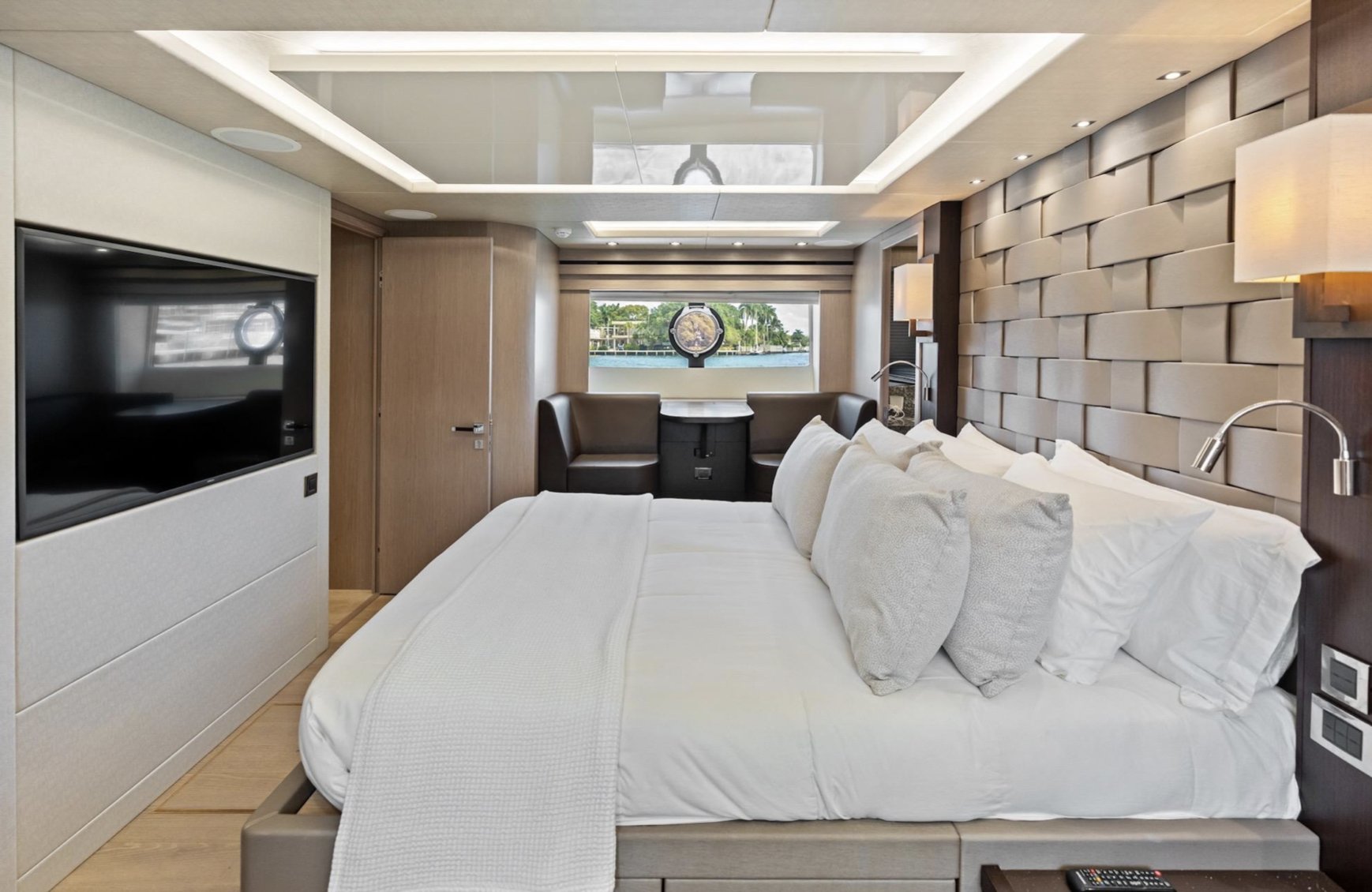 2019 SUNSEEKER 86