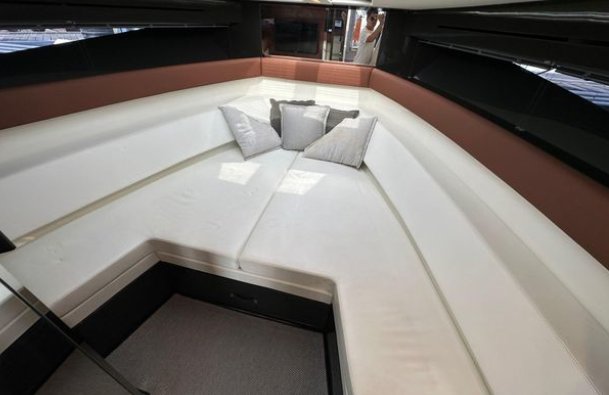 2018 | Riva 38