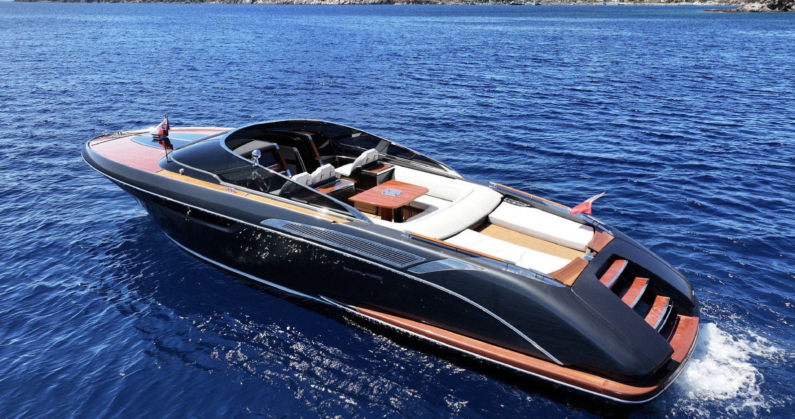 2018 | Riva 38