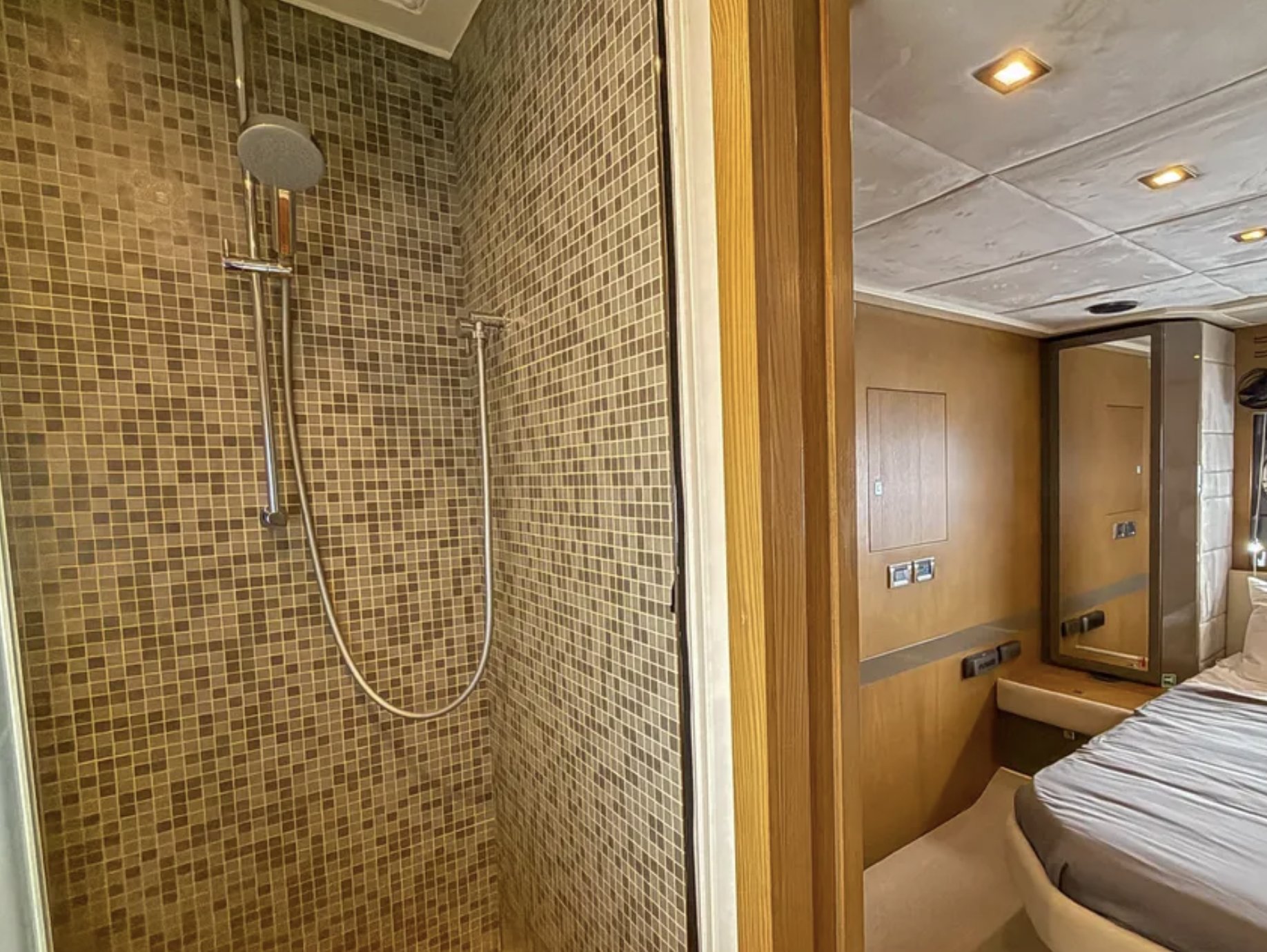 2012 | Azimut Atlantis 58