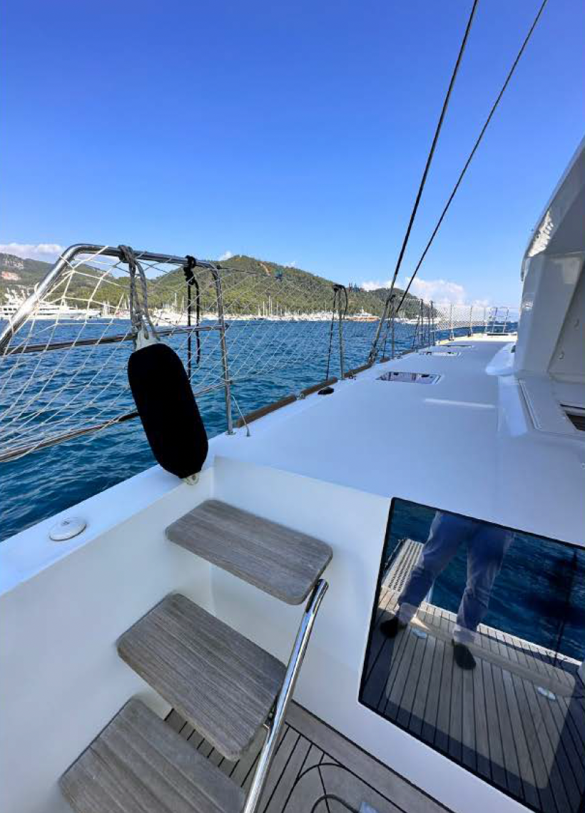 2011 LAGOON 560 (TC BAYRAK)