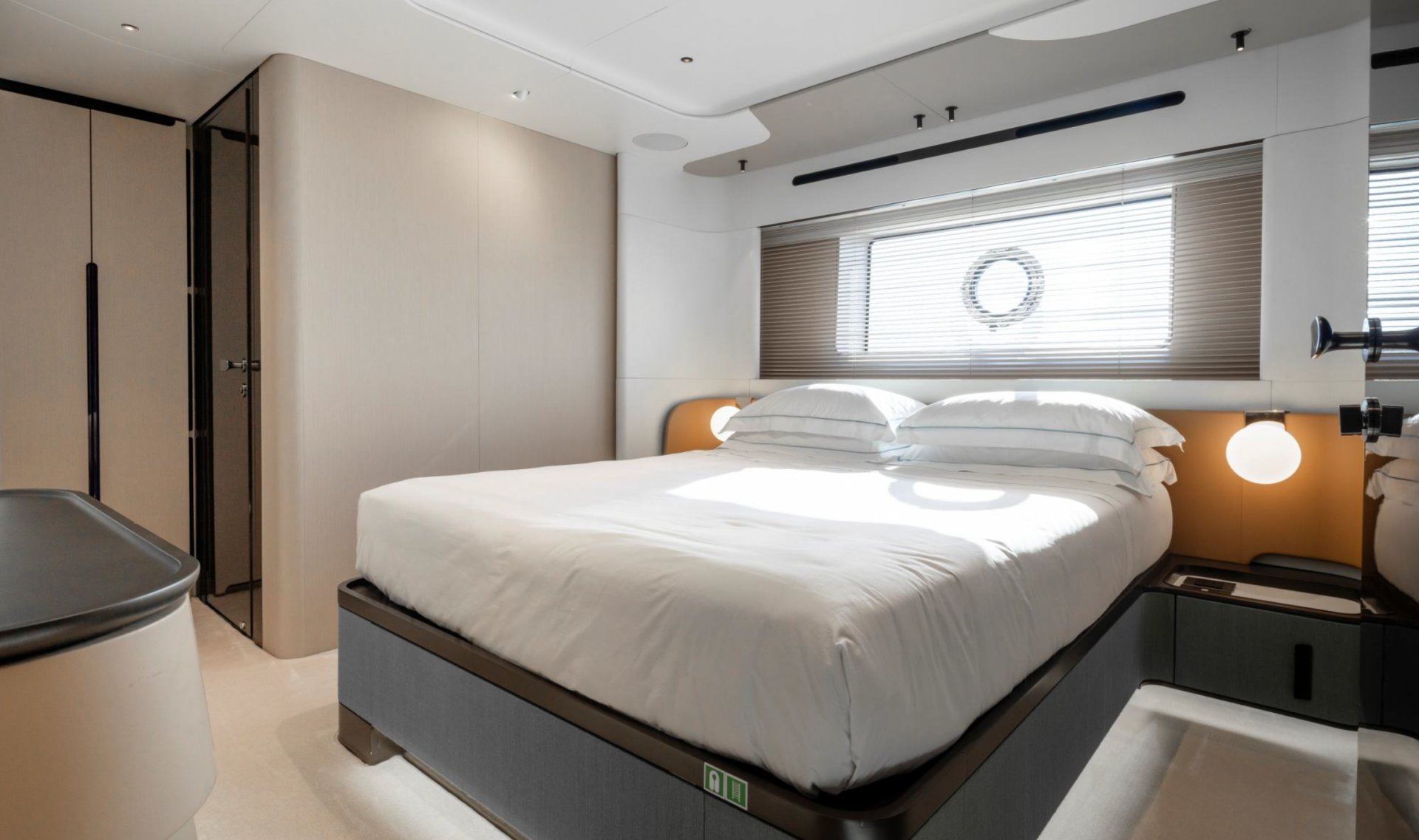 2023 AZİMUT GRANDE TRIDECK 38