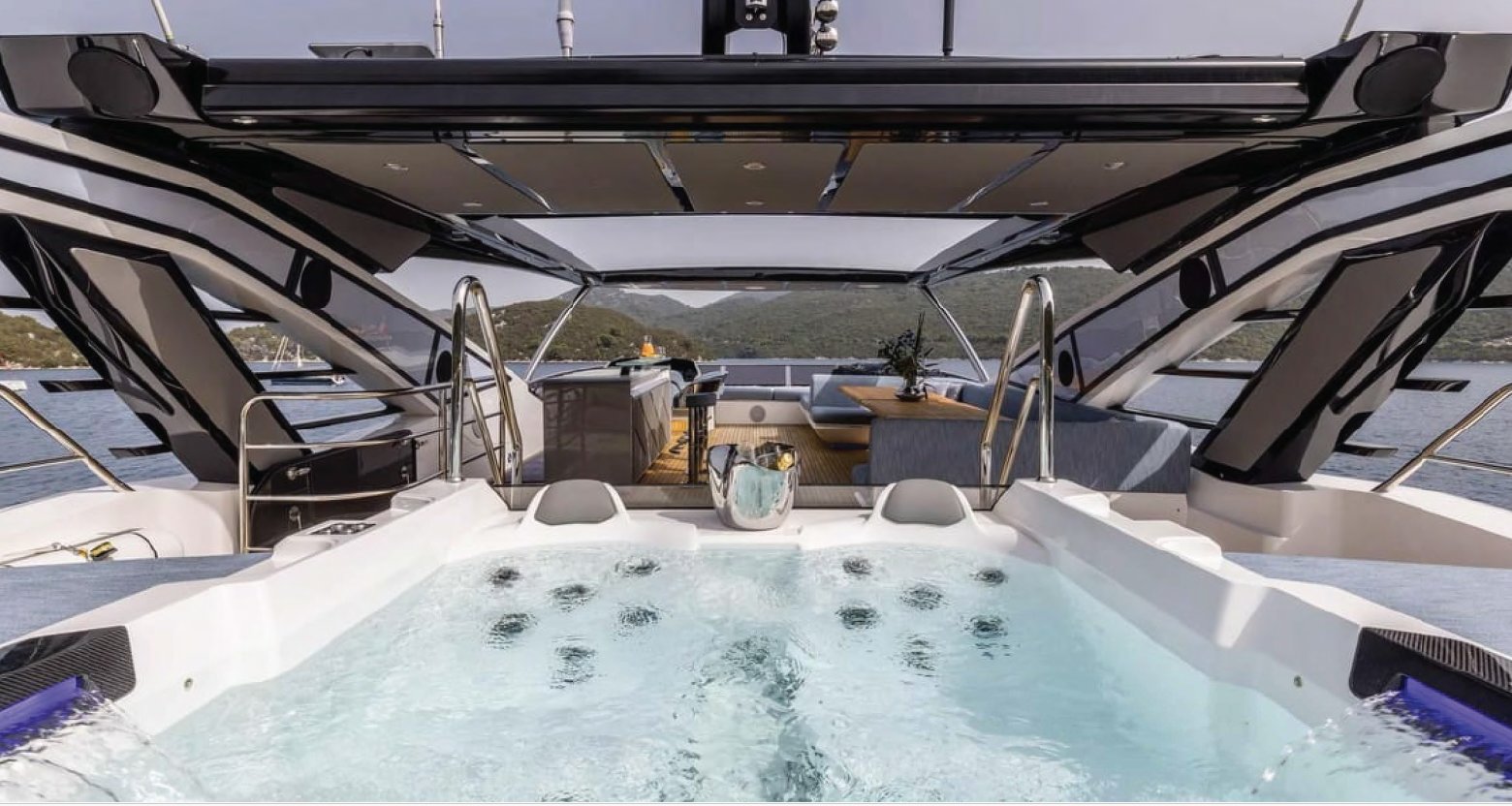 2023 |  Sunseeker 88 