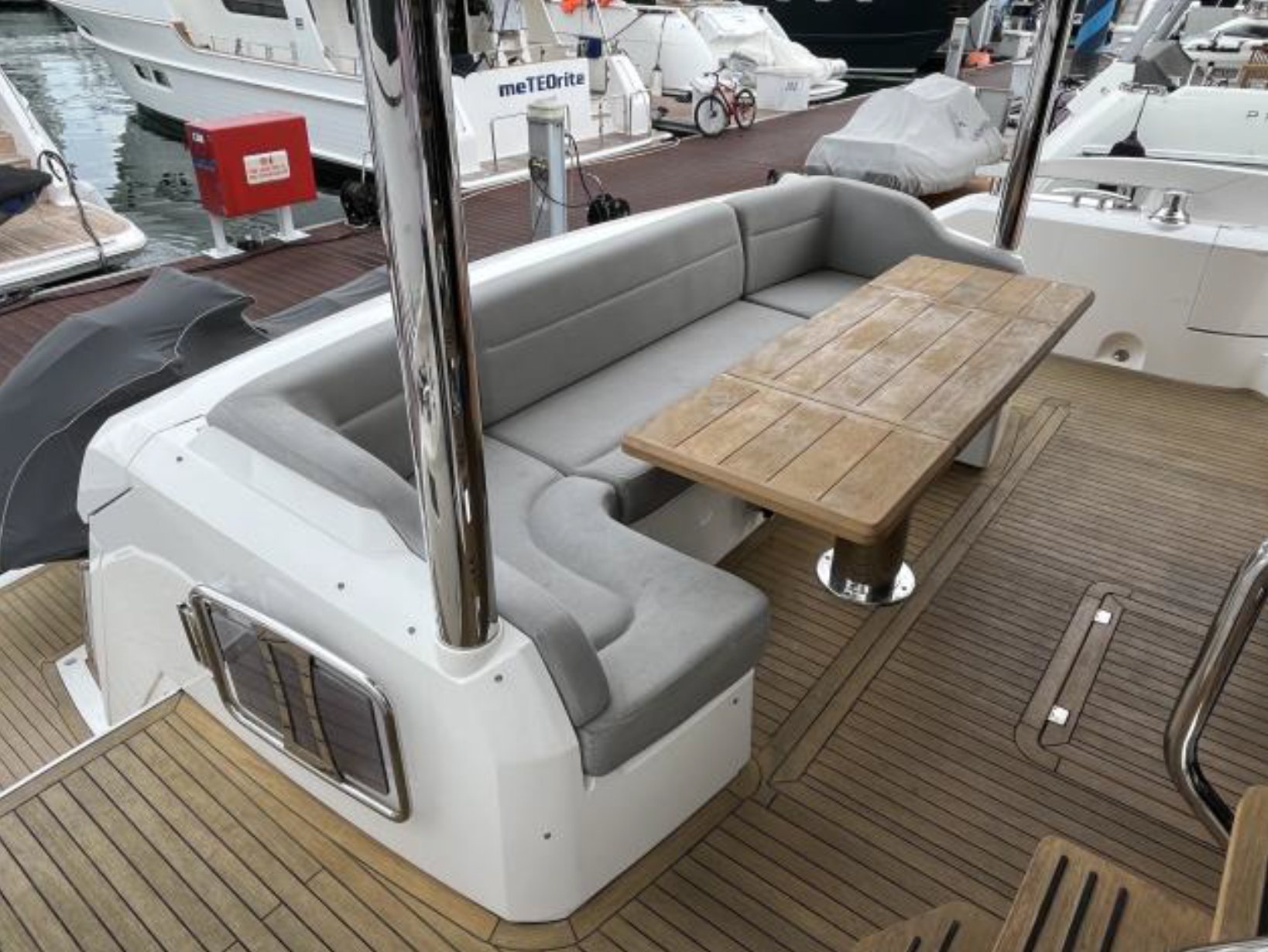 2019 | Sunseeker Manhattan 66