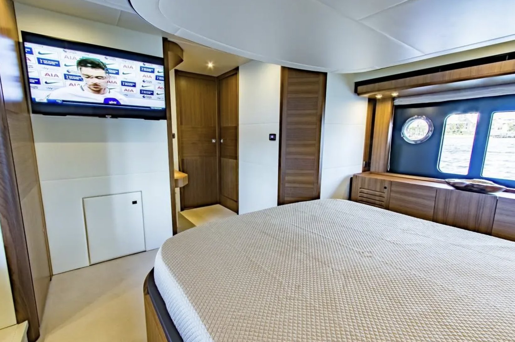  2017 ABSOLUTE NAVETTA 58 