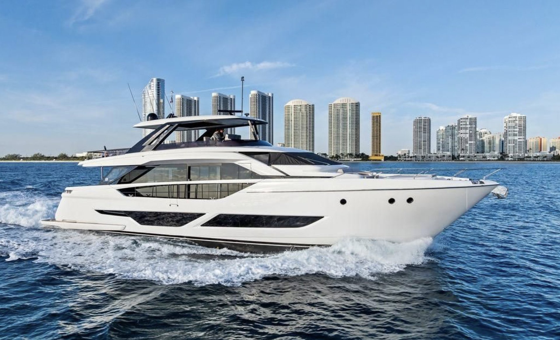 2023 FERRETTİ 860