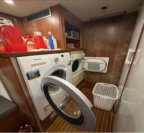 2005 | Ferretti Custom Line 112