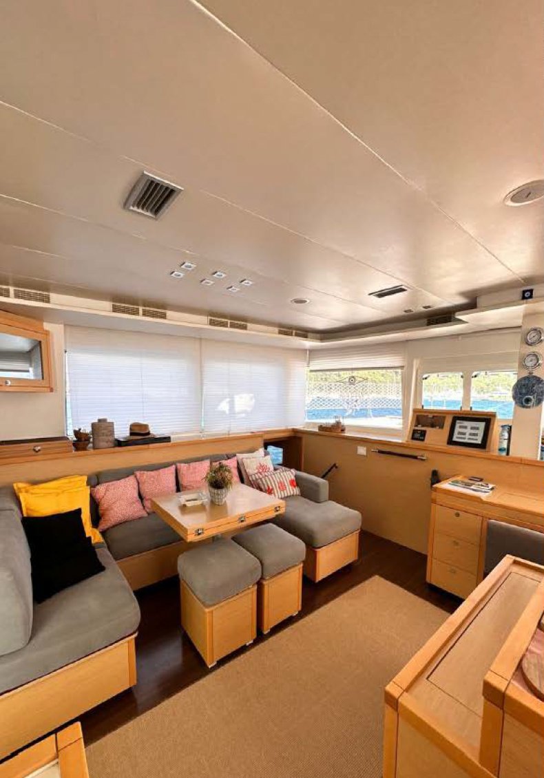 2011 LAGOON 560 (TC BAYRAK)