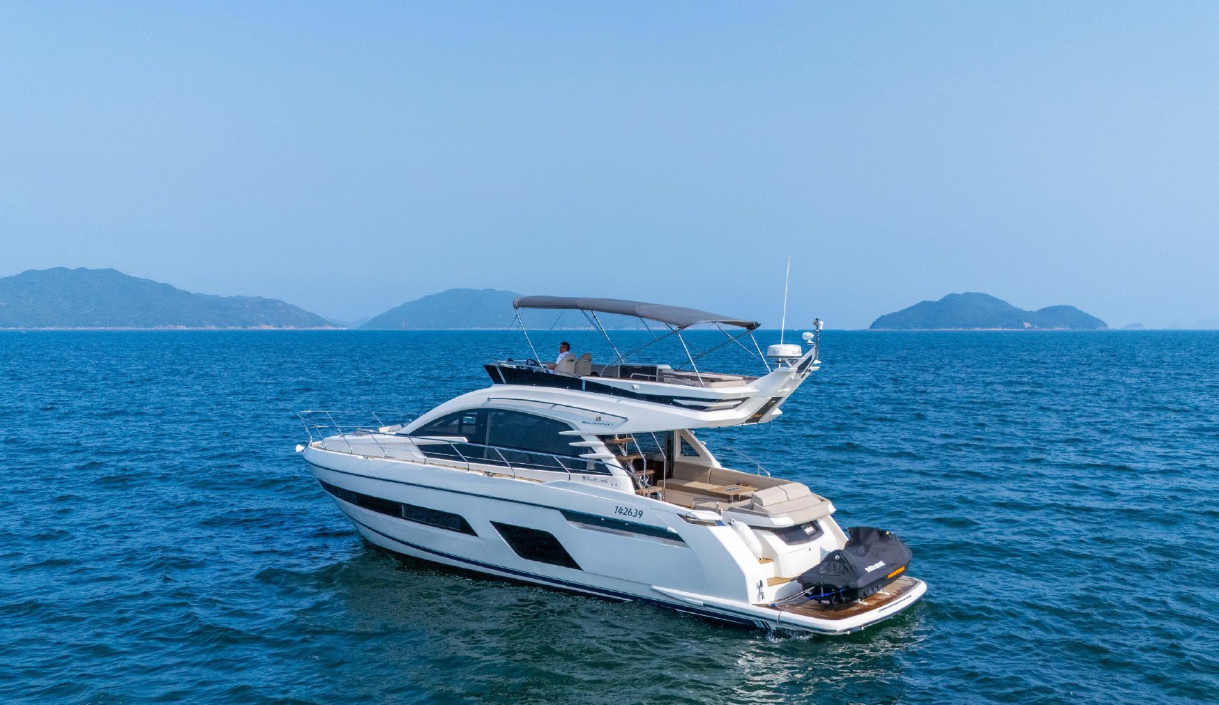 2017 | Fairline Squadron 53
