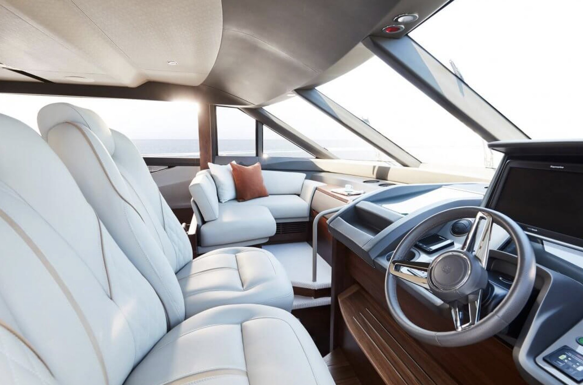 2020 | Princess F70 
